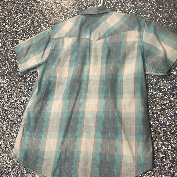 Levi’s Men’s  button down shirt - Picture 2 of 3